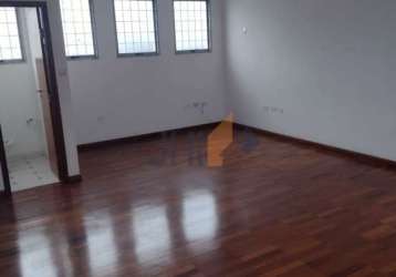 Conjunto comercial para locação com 45m²