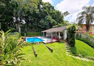 Casa com 4 dormitórios sendo 2 suítes à venda, 380 m² por r$ 1.550.000 - costa e silva - joinville/sc