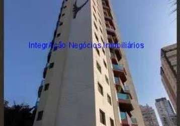 Apartamento 164m², 04 dormitórios (sendo 03 suítes), 04 banheiros e 03 vagas na garagem.  condomínio com portaria, segurança 24hrs, piscina.