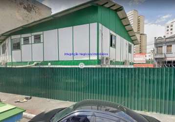 Galpão 168,30m², 01 banheiro.  excelente localização á 6 minutos andando para a estação do metrô luz; entre as ruas dos gusmões