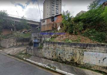 Terreno 250m².  excelente localização á 10 minutos andando para a estação do metrô santa cruz; entre as ruas loefgren e josé alves passos.