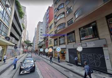 Conjunto comercial 166m², 02 banheiros.  condomínio com recepção e segurança 24hrs.  excelente localização.