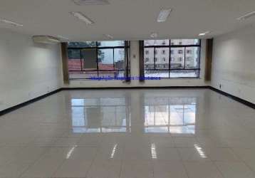 Sala comercial 180m²,  03 banheiros. excelente localização,  a três quadras da estação de metrô república - linha vermelha/amarela.