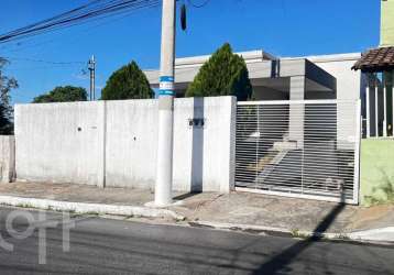 Casa com 3 quartos à venda no celvia, vespasiano  por r$ 700.000