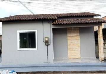 Casa com 2 quartos em condomínio fechado! área privativa de 56m².