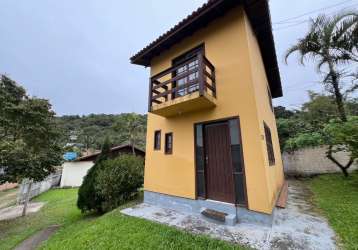 Casa na cachoeira do bom jesus com escritura pública