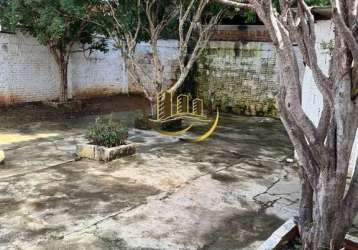 Casa à venda em americana-sp, bairro cidade jardim ii: 2 quartos, 1 sala, 2 banheiros, 3 vagas de garagem!