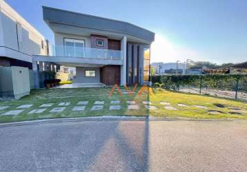 Casa com 3 dormitórios sendo 3 suítes à venda, 212 m² por r$ 1.390.000 - rio vermelho - florianópolis/sc