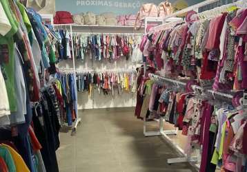 Loja de roupas infantil