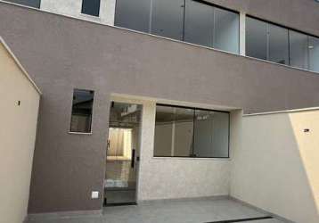 Casa com 3 quartos à venda na rua hélcio paiva, santa branca, belo horizonte, 98 m2 por r$ 699.000