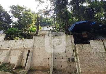 Casas com terreno em  ótima localização na taquara