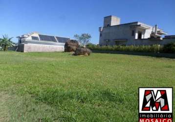 Terreno em condomínio fechado villagio paradiso, lazer e segurança