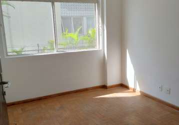 Apartamento 42m2 01dorm rua martinico prado ao lado da santa casa.