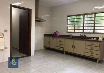 Casa com 3 dormitórios à venda, 230 m² por r$ 670.000,00 - centro - pirassununga/sp