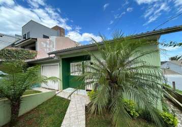 Casa para venda localizada no boa vista em chapecó/sc.