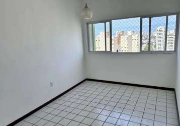 Apartamento na vitória com 2|4 e 70m²