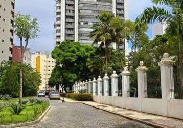 Apartamento na graça com 4|4, 04g e 340m²