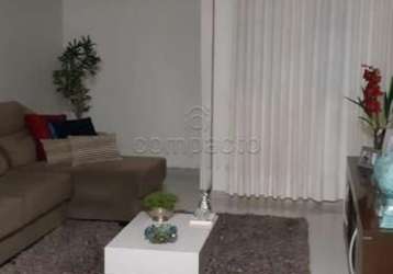 Apartamento padrão em são josé do rio preto