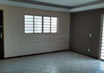 Apartamento padrão em são josé do rio preto