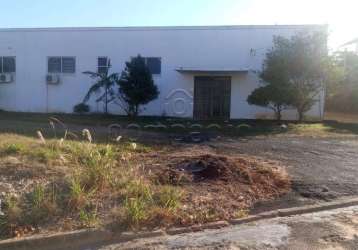 Comercial barracão em cedral