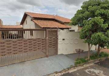 Casa padrão em são josé do rio preto