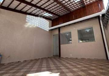 Casa geminada à venda, 2 quartos, 2 vagas, sapucaias iii - contagem/mg