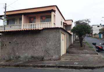 Casa geminada para aluguel, 3 quartos, 1 vaga, vila universal - betim/mg