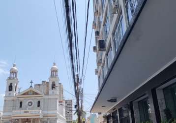 Lindo apartamento com vista para o can no centro de belém .