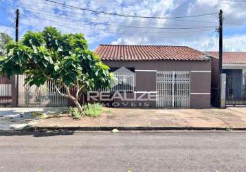 Casa à venda no conjunto aporã