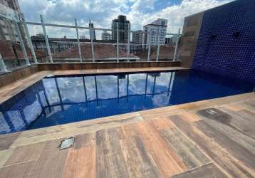 Linda casa com piscina no boqueirão em santos