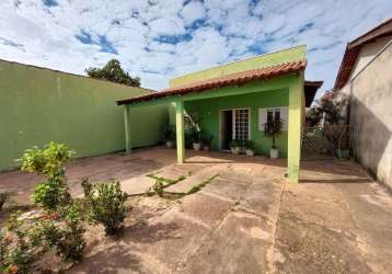 Casa no bairro são francisco, próximo a av. espigão tijucal - 3 quartos - cuiabá