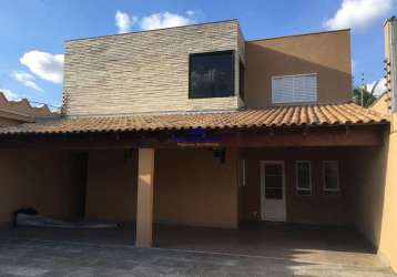 Sobrado duplex disponivel para venda na av. senador metello em cuiabá/mt.