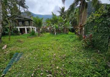 Ubatuba, lazaro- terreno aterrado e murado com 720 m2, documentação de escritura.