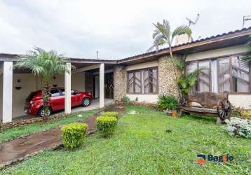 Casa com 3 quartos à venda na rua bandeirantes, 492, pinheirinho, curitiba, 390 m2 por r$ 599.000