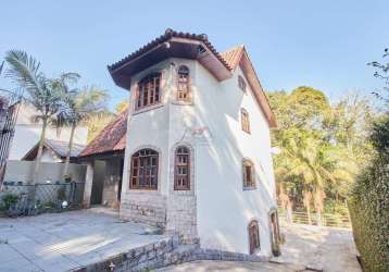 Casa com 3 quartos à venda na travessa jacob scrok, 11, santa cândida, curitiba, 270 m2 por r$ 790.000