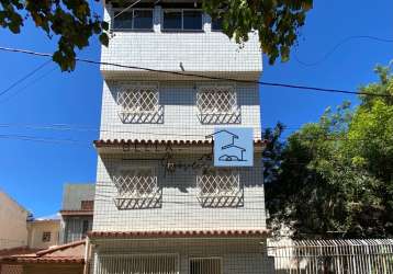 Casa à venda de 4 andares à 5 min. da praia de ibicuí