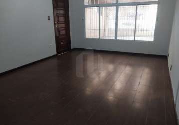 Casa no km 18, osasco, 140m2, piso superior contendo 02 dormitórios grandes, sala ampla,  piso frio, 01 banheiro grande, 02 vagas cobertas