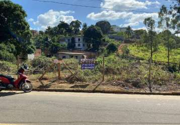 Lote com 2.580 m² de frente para a rua em guarapari/es.