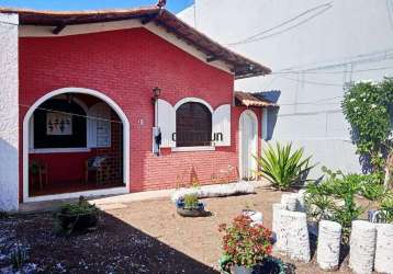 Casa de 2 quartos a venda na praia do morro, guarapari - es