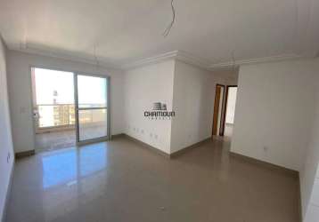 Apartamento de 2 quartos, varanda e 2 vagas de garagem a venda na praia do morro, guarapari/es.