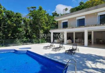 Casa em condomínio fechado com 4 quartos para alugar na praia de são pedro, guarujá  por r$ 35.000