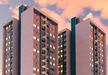 Apartamento com 2 quartos mais studio