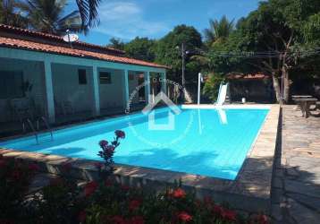 Chácara com piscina 200 metros do rio