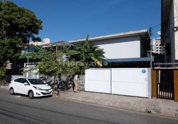 Casa comercial com 2 salas à venda na avenida conselheiro rodrigues alves, macuco, santos, 326 m2 por r$ 1.375.000