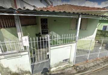 Casa em jardim são joão (zona norte)