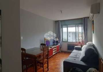 Apartamento em menino deus