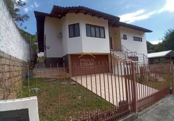 Casa duplex 4 dormitórios, sendo 1 suíte no bairro joão paulo - florianópolis