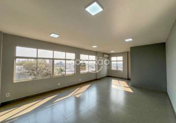 Sala comercial ed lavoura para locação - centro - toledo -pr