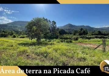 Área de terra na picada café