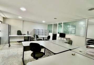 Sala comercial 81m porteira fechada no ed. vital rolim, 3 salas e 1 wc